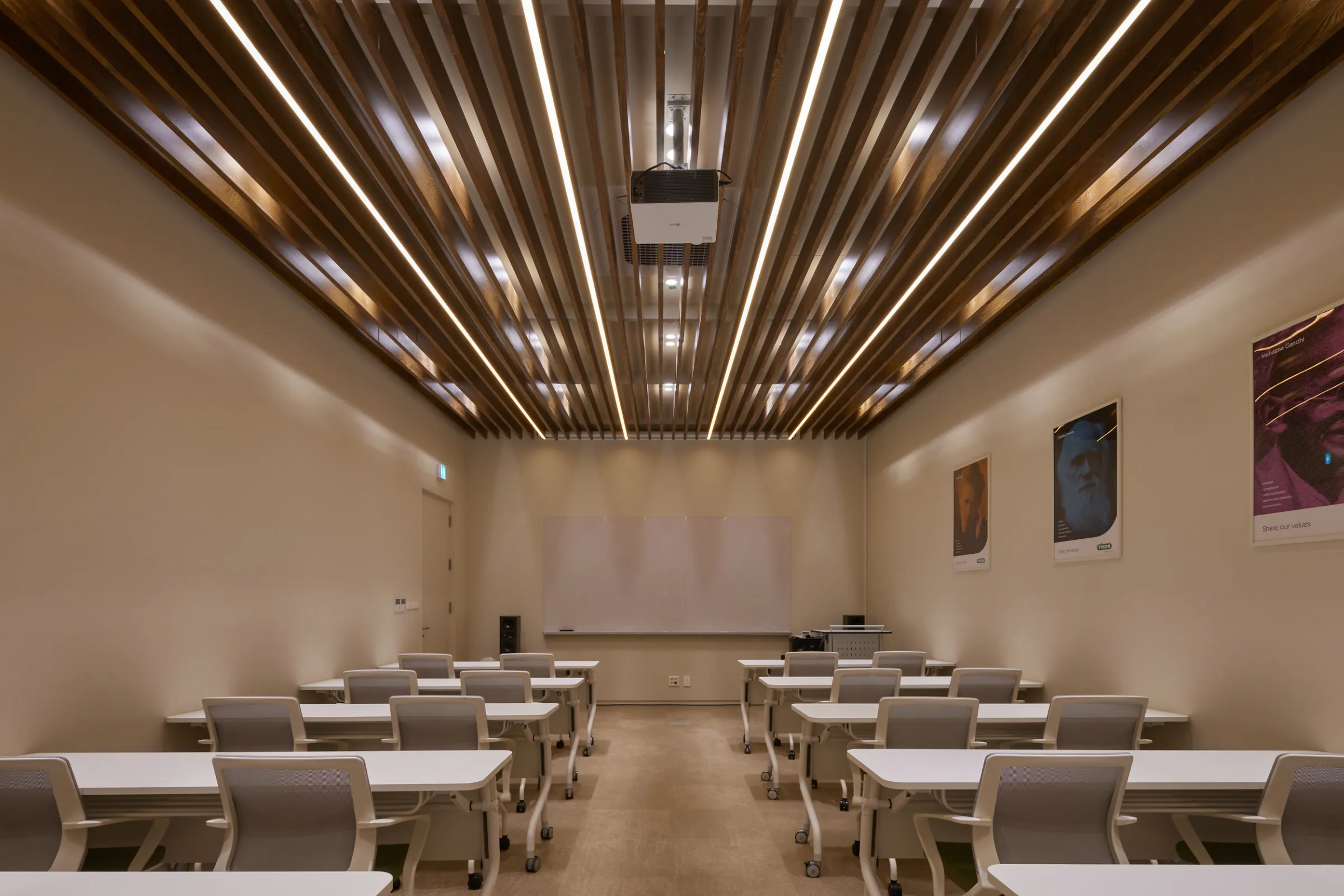 (주)피엔에프케어즈 조직 이미지 5