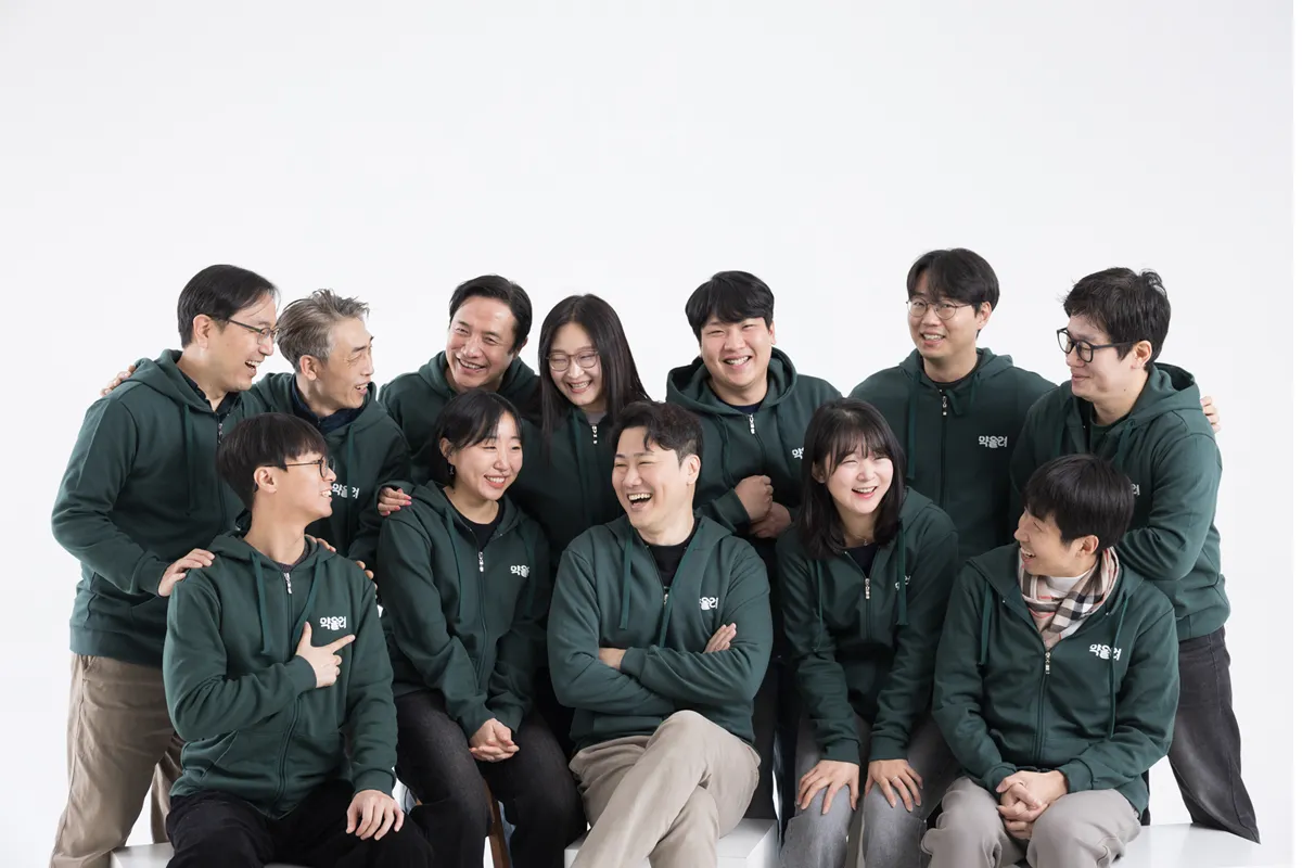 (주)룩인사이트 조직 이미지 2