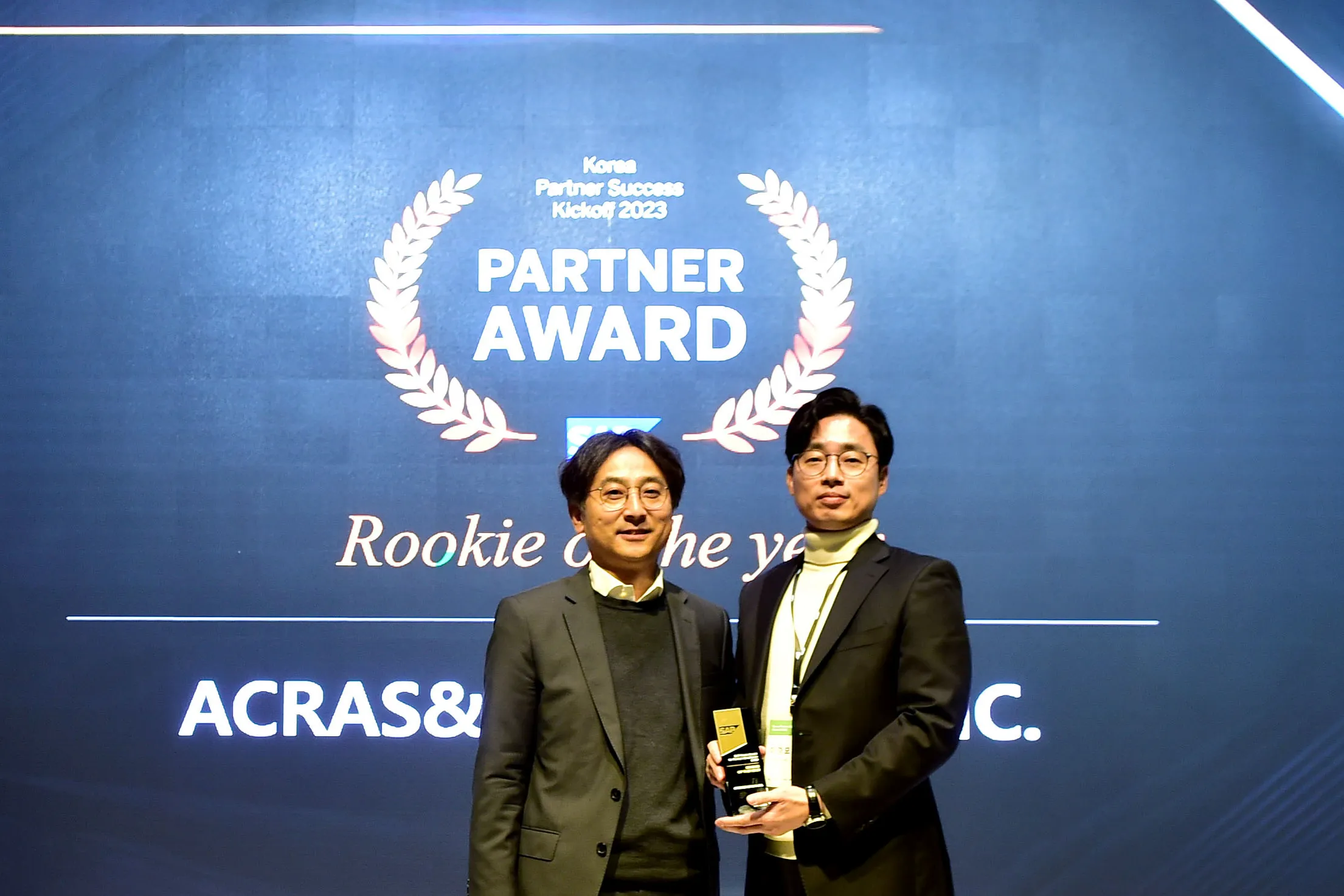 (주)아크라스앤컴퍼니 조직 이미지 1